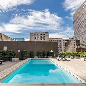 1501 Golden Thibault